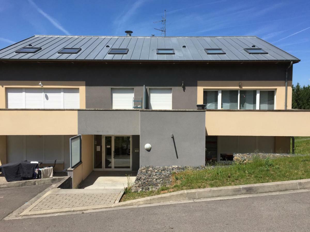 Des Trois Frontieres Apartment *